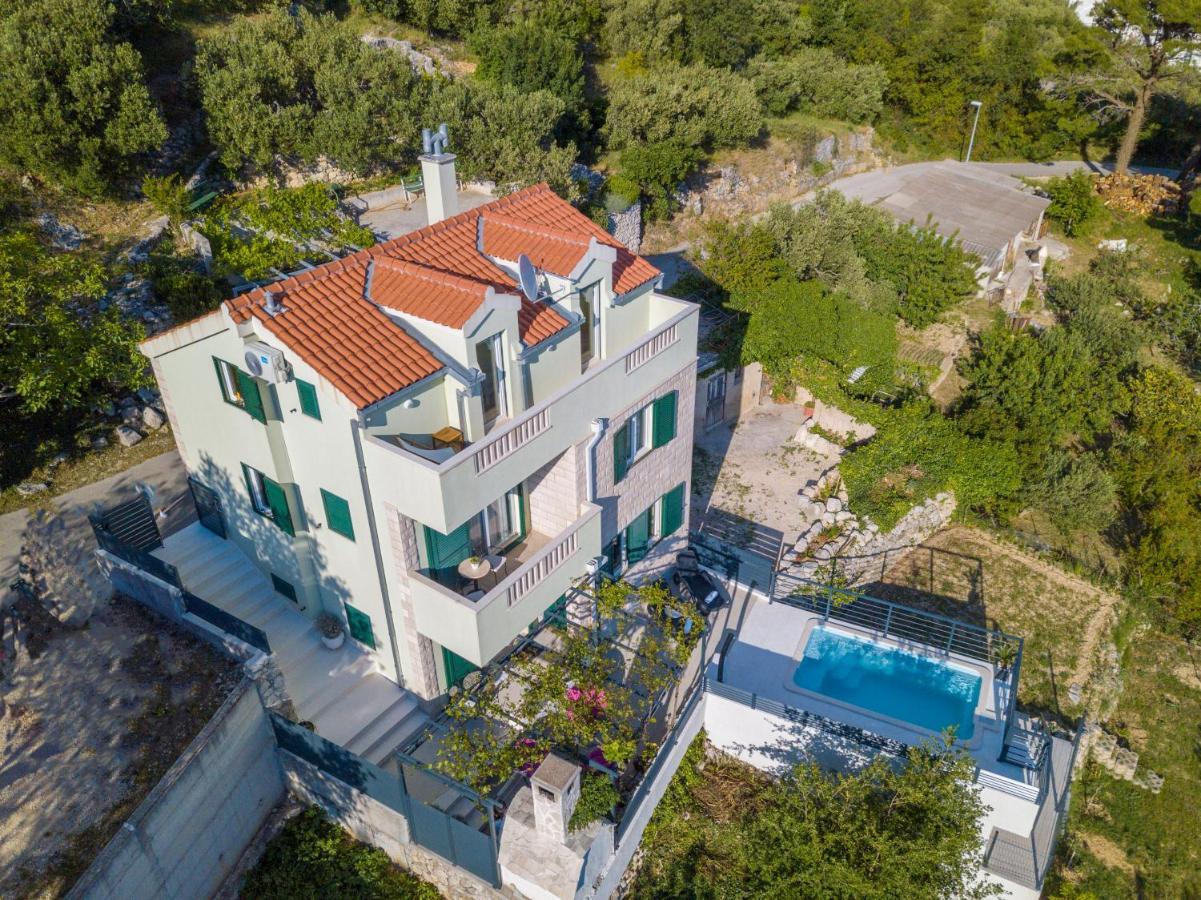 Marina - Holiday Home With Sea View Makarska Exteriör bild