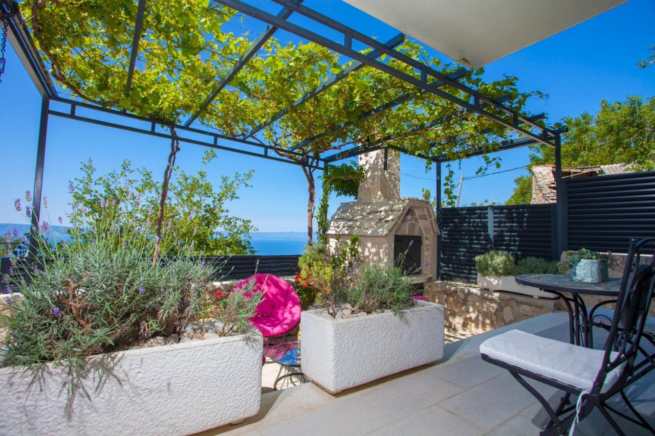Marina - Holiday Home With Sea View Makarska Exteriör bild