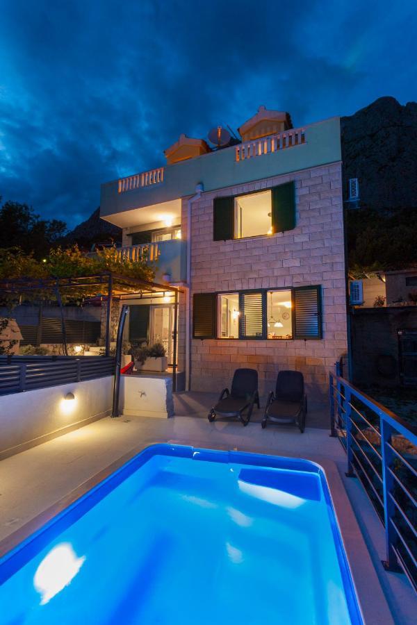 Marina - Holiday Home With Sea View Makarska Exteriör bild