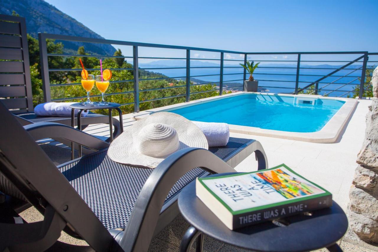 Marina - Holiday Home With Sea View Makarska Exteriör bild